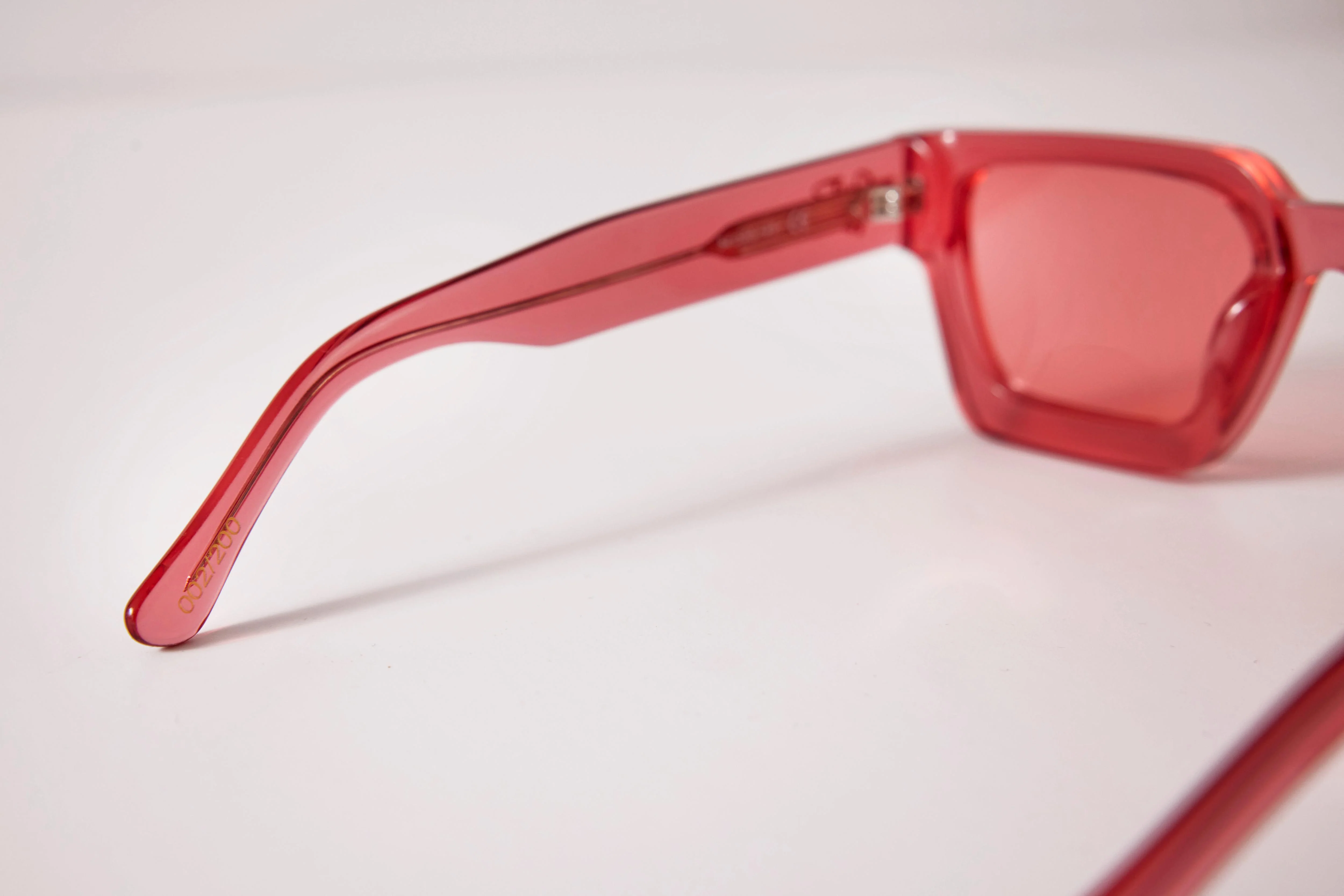 COLOR: Red - Image 4