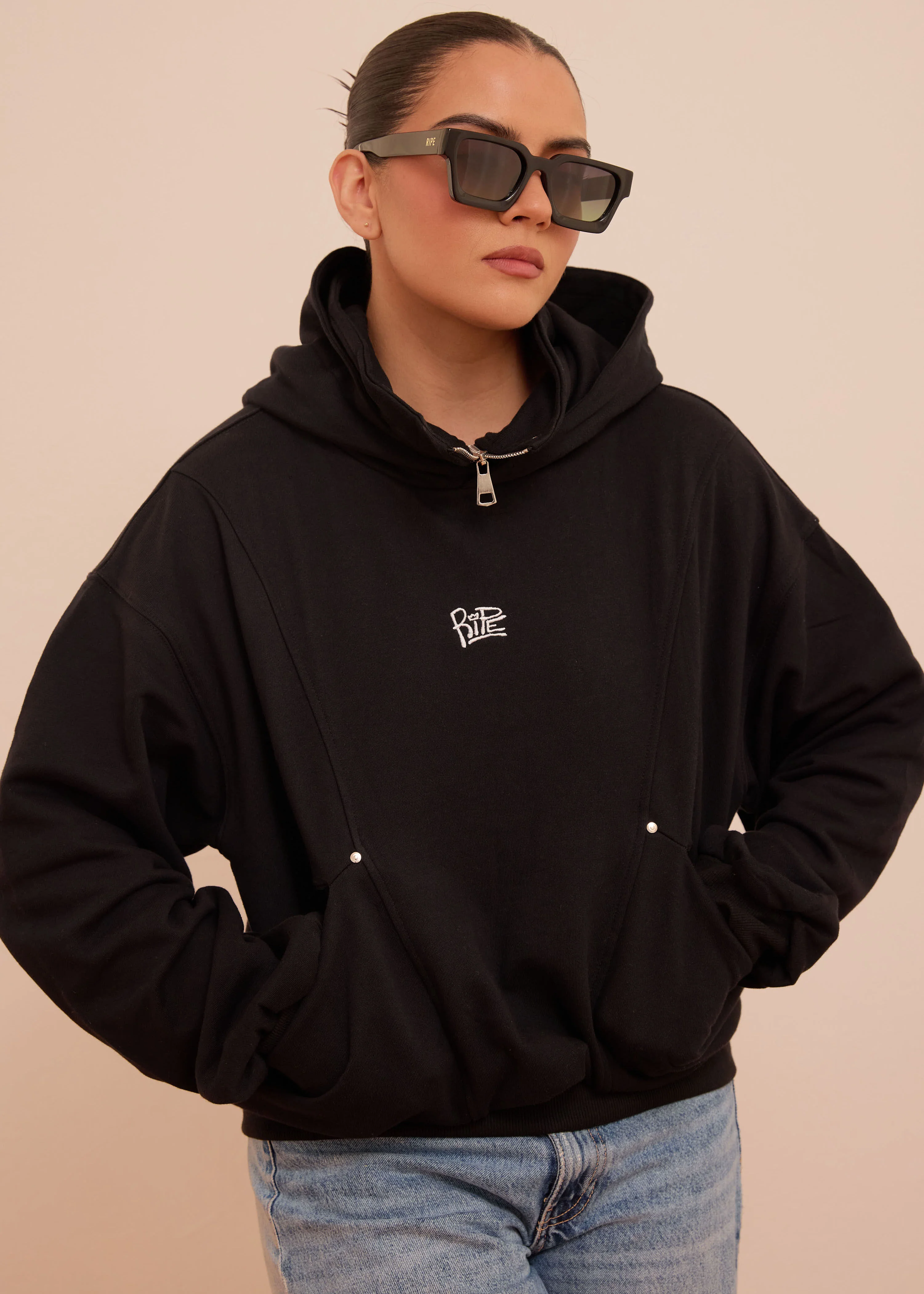 Crop Hoodie Doble Cuello Black - Image 2